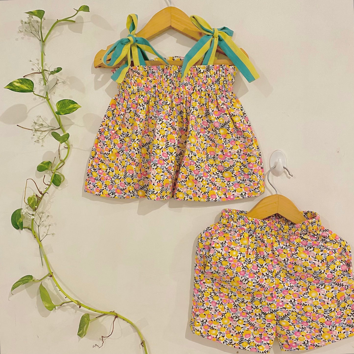 Floral shorts coord