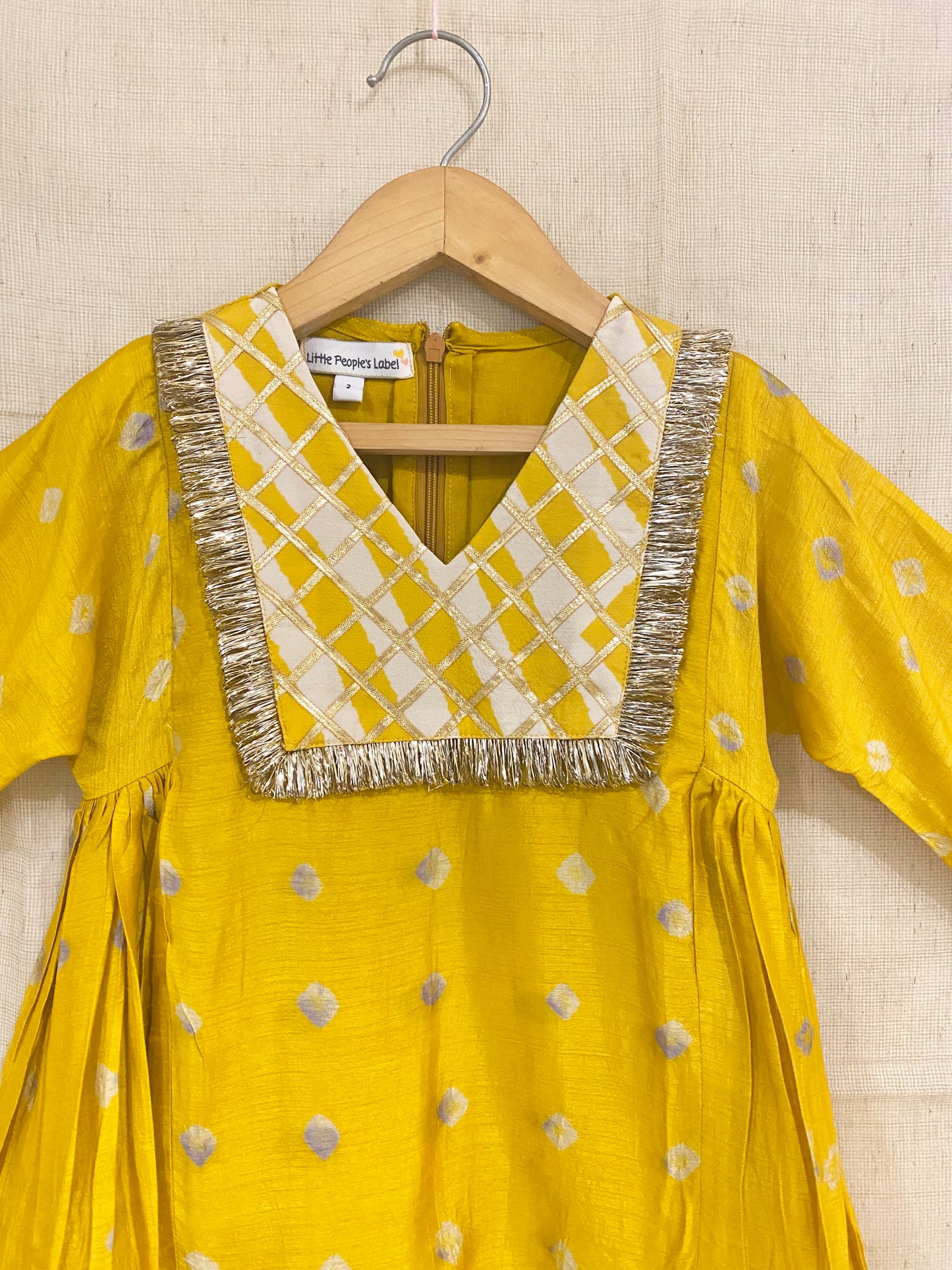 Ujala Farshi Kurta Set