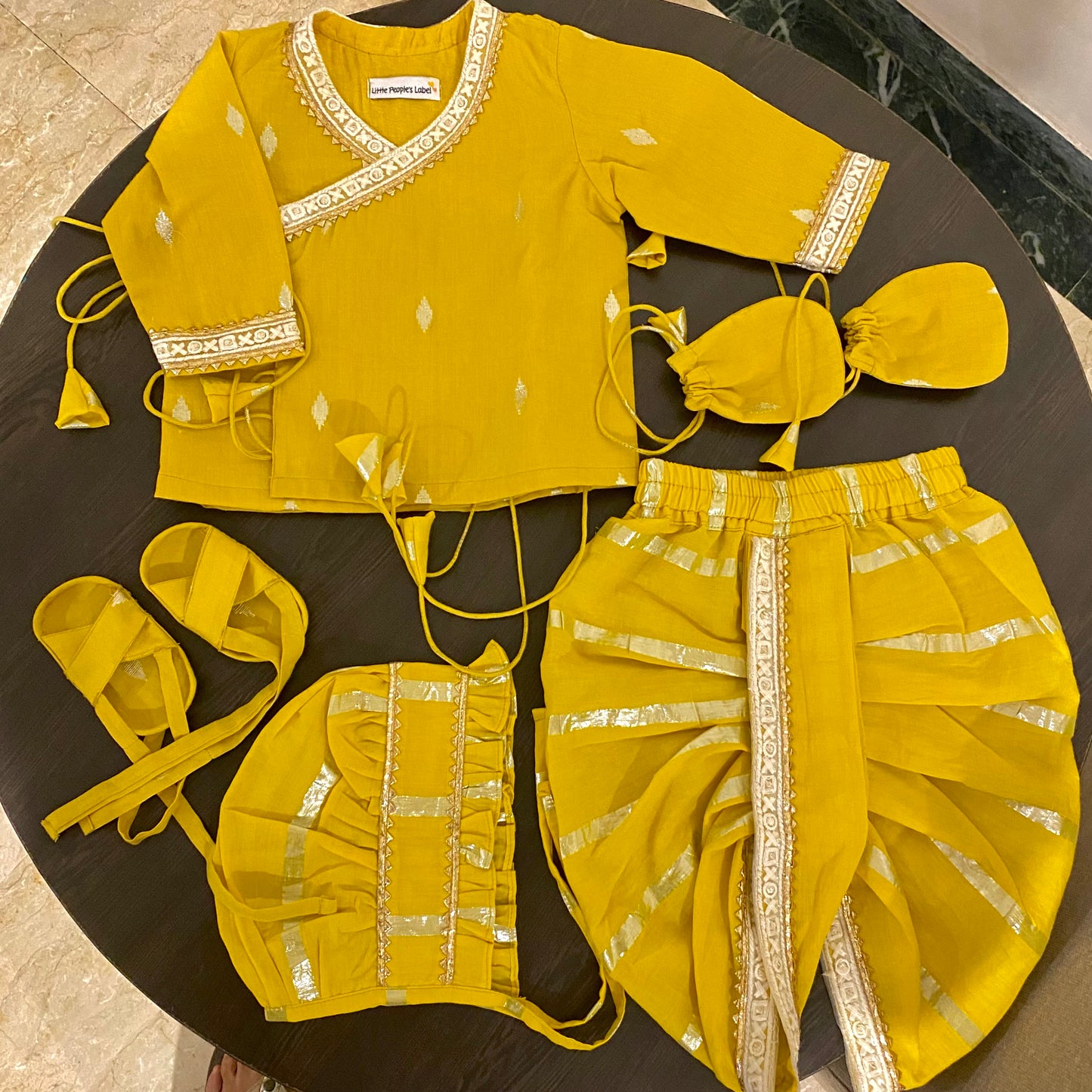 Mustard Jamna set