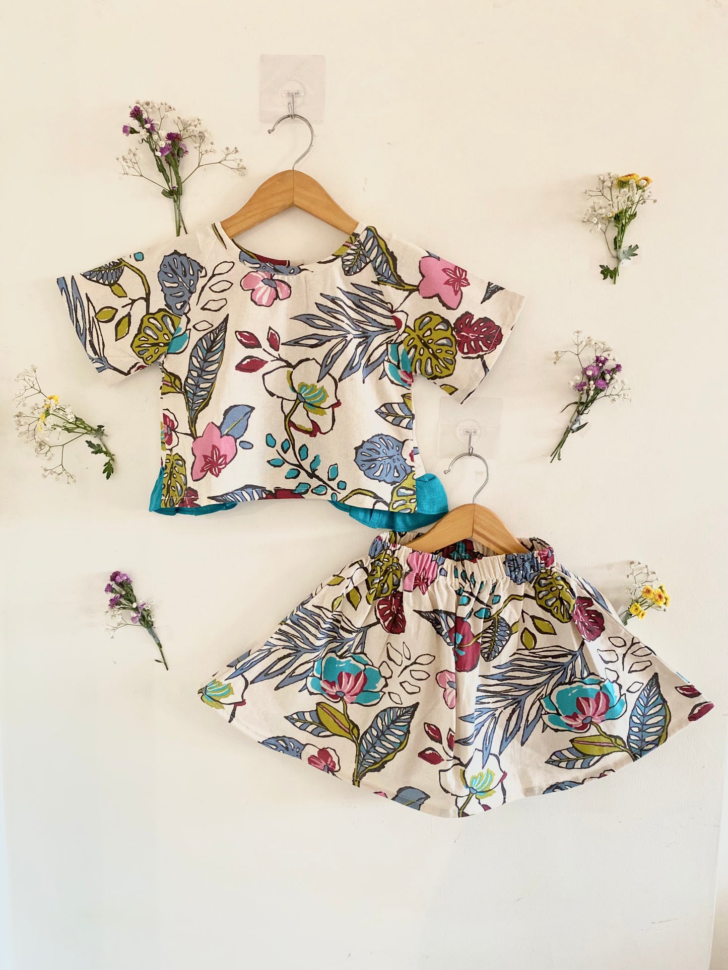 Ruffled Back Skirt Set