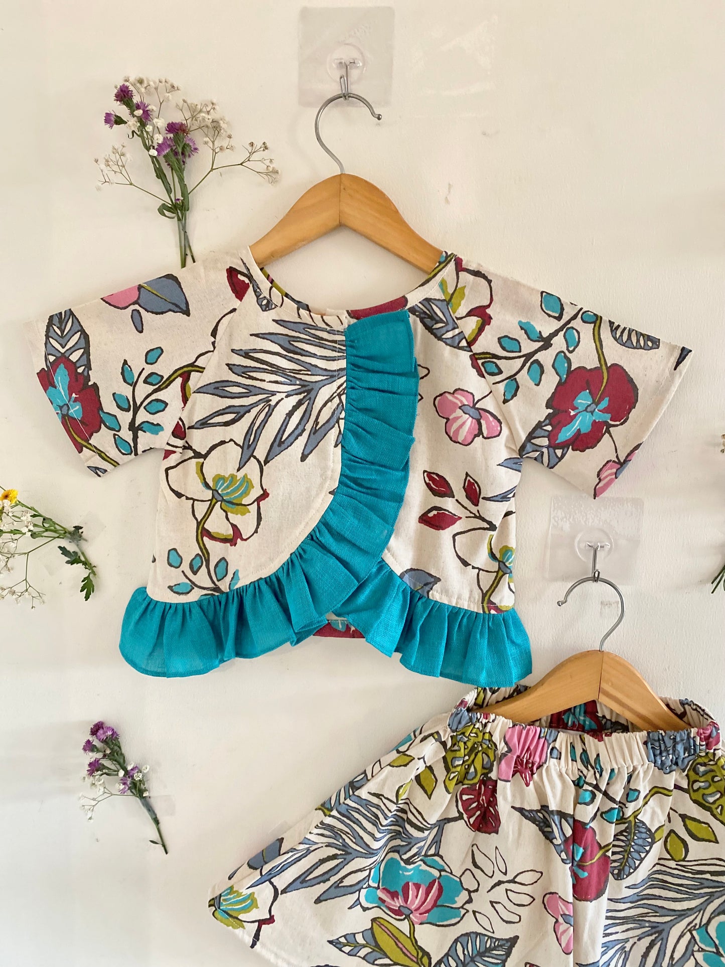 Ruffled Back Skirt Set