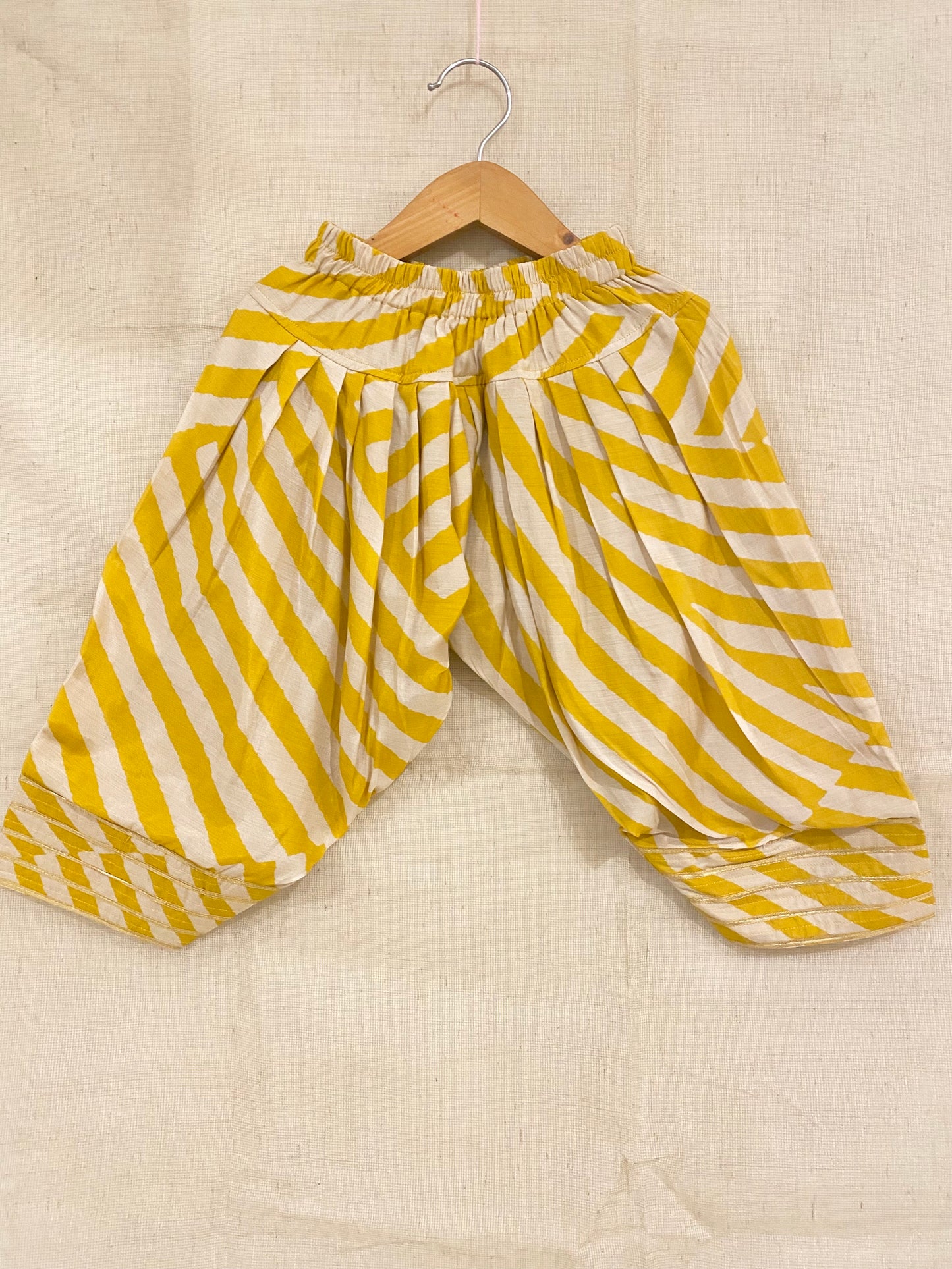 Ujala Farshi Kurta Set