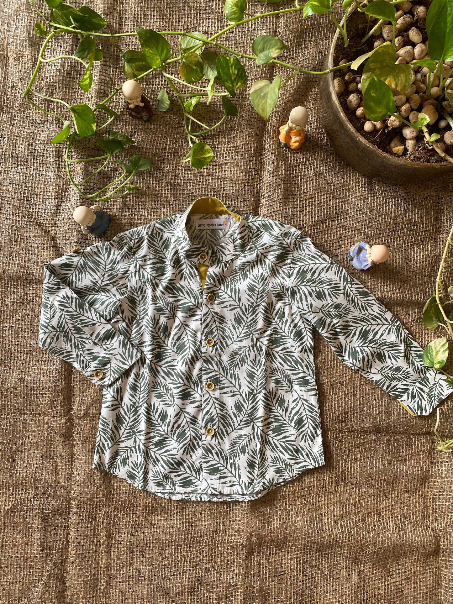 Foliage shirt