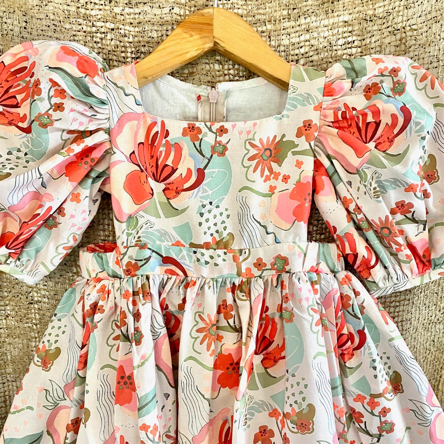 FLORAL PUFFED SLEEVE CUT OUT DRESS