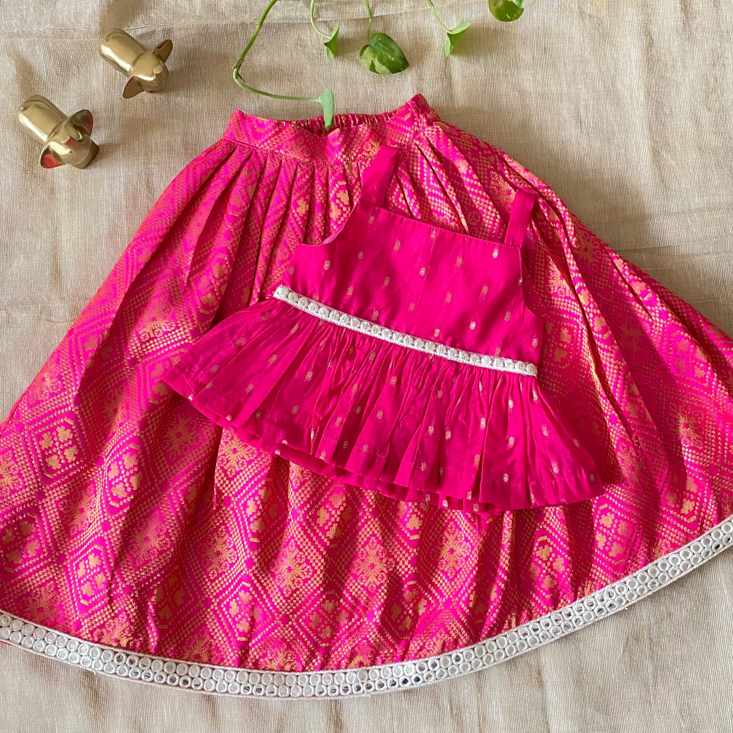 PATOLA LEHENGA (Hot pink)