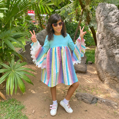 Candy lantern sleeve dress