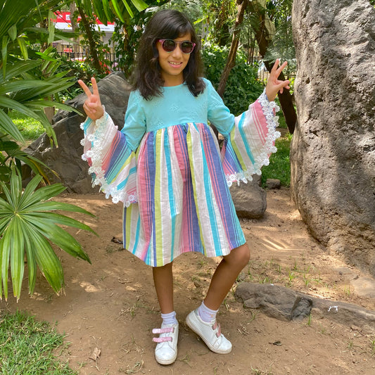 Candy lantern sleeve dress